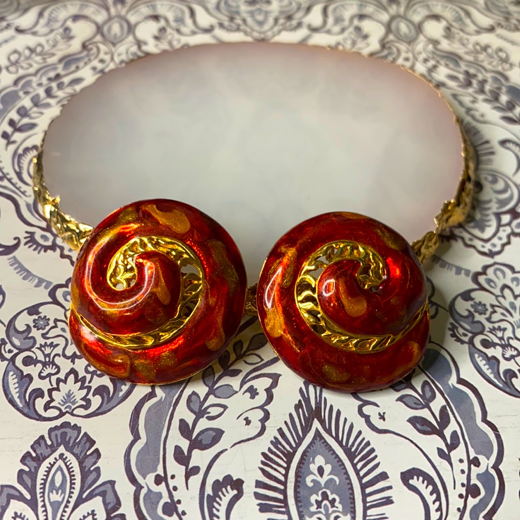 Vintage Edgar Berebi Gold Tone Clip On Earrings